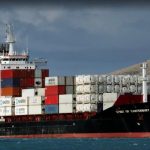 Cuatro cargueros dejan Ormuz en las últimas 24 horas siguiendo una ruta común por la costa de Irán