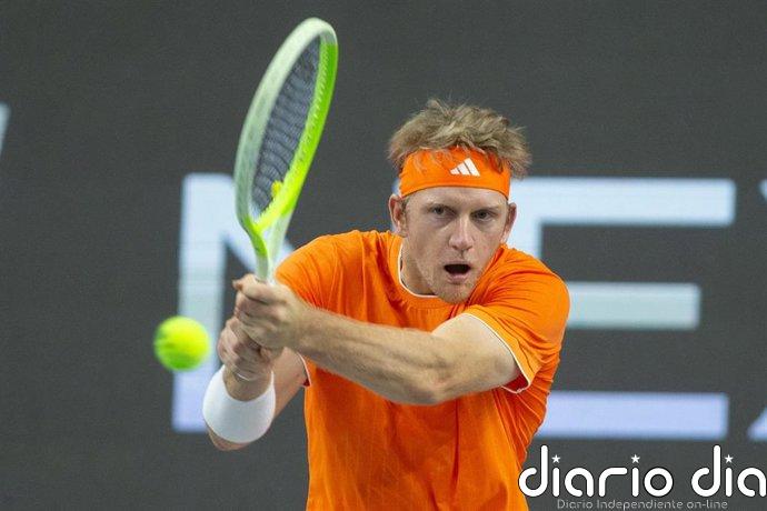 Davidovich se mete en octavos de Indian Wells a costa de Mensik