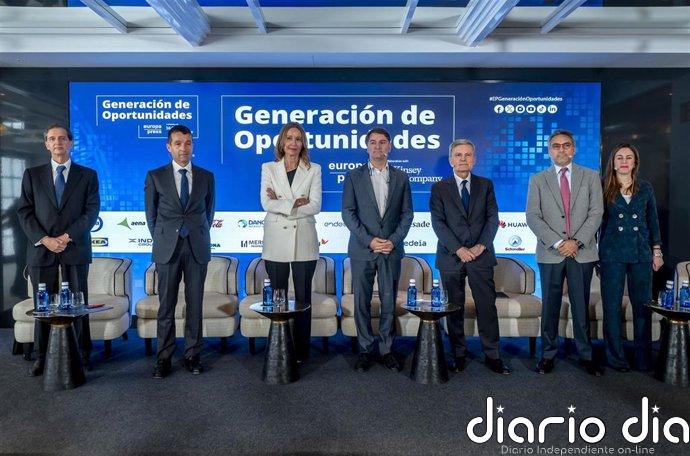 De la Rocha afirma que España está en mejor situación que el resto para afrontar el conflicto de Irán