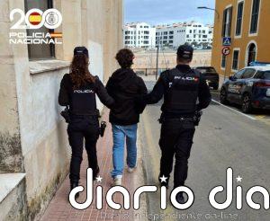 Detenido en Ciutadella por golpear con una barra de hierro al propietario de la vivienda que okupaba