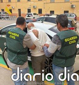 Detenidos en Roquetas (Almería) tras robar un coche a dos mujeres a las que intimidaron con un hacha