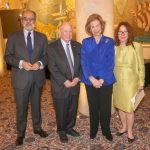 Doña Sofía deslumbra en Miami de la mano de Alejandro de Miguel