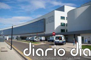 Dos atrapadas y vecinos confinados por humo en el incendio en un bloque de viviendas de Las Ventas de Retamosa