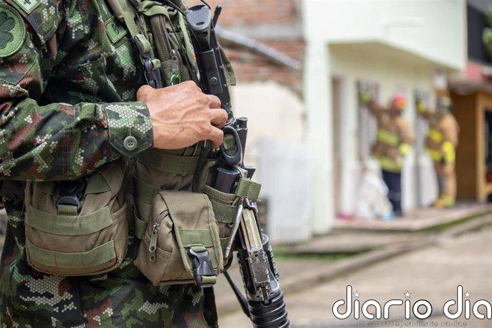 Dos soldados muertos y ocho heridos en una operación del Ejército colombiano contra el ELN