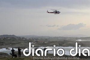 Drones y bomberos seguirán en El Bocal hasta medianoche, la Policía se queda y mañana habrá un dron submarino