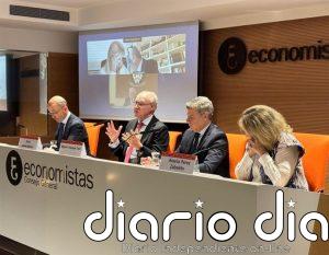 Economistas prevén un crecimiento del PIB en 2026 de hasta 2,4% y una tasa de paro por debajo del 10%