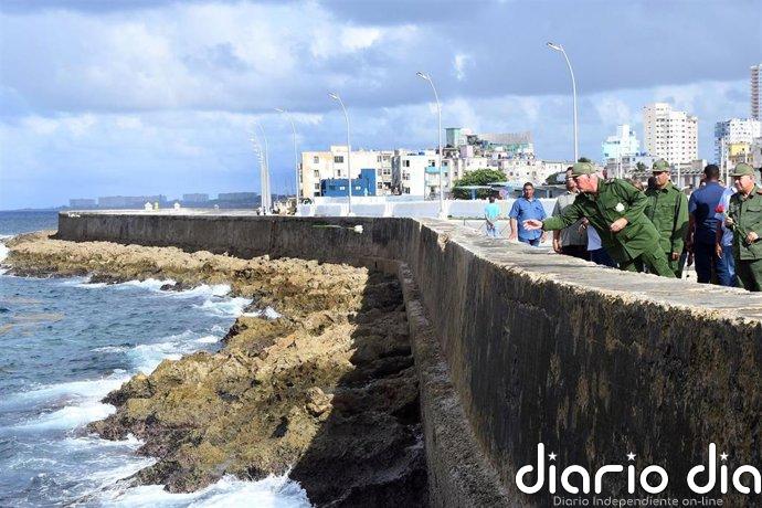 Ecuador declara personas no gratas al embajador de Cuba en Quito y a todo el personal diplomático cubano