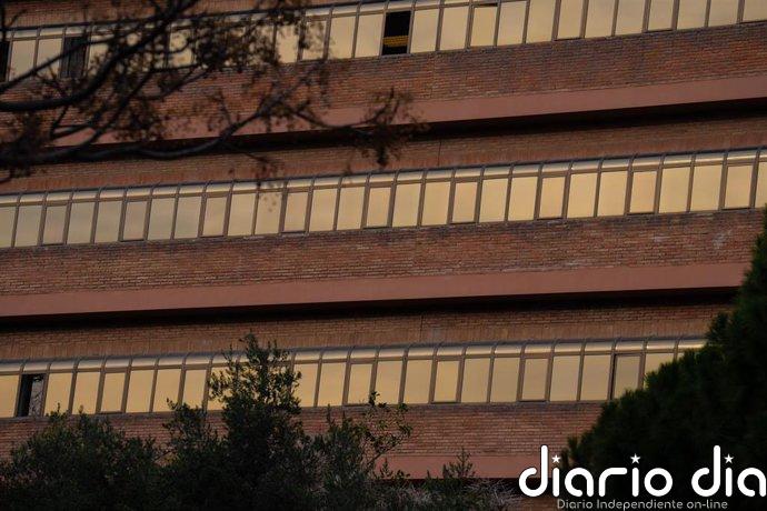 Educació quiere reducir burocracia y prevé lanzar la app 'La meva educació' para el curso 2027-28