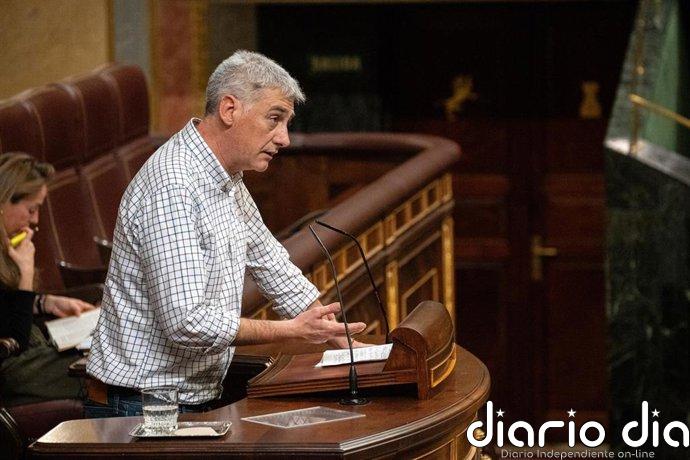 EH Bildu critica a Sánchez la reducción de impuestos "que engorda los beneficios de grandes empresas energéticas"