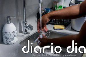 El 6,9% de las mujeres se dedica solo al trabajo de hogar no remunerado, frente al 0,3% de los hombres, según Oxfam