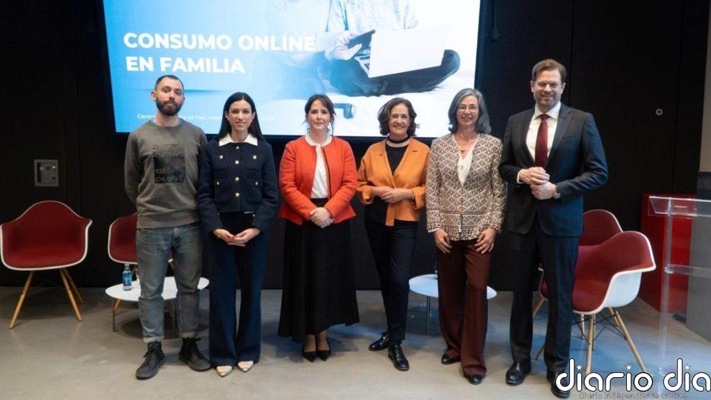 El 98% de las familias españolas supervisa las compras online de sus hijos adolescentes