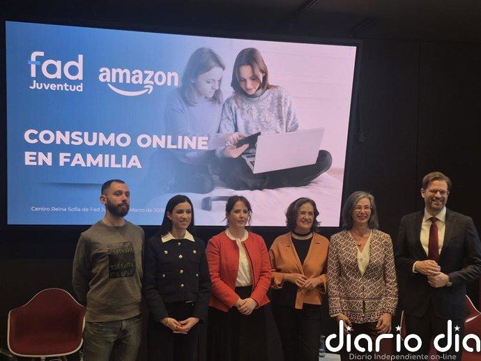 El 98% de las familias españolas supervisan las compras 'online' de sus hijos adolescentes, según Fad Juventud y Amazon