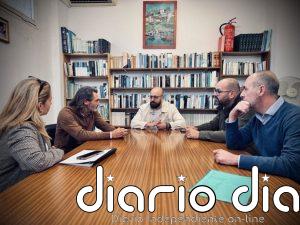 El alcalde de El Puerto (Cádiz) se reúne con la junta vecinal de Valdelagrana para impulsar mejoras en el barrio