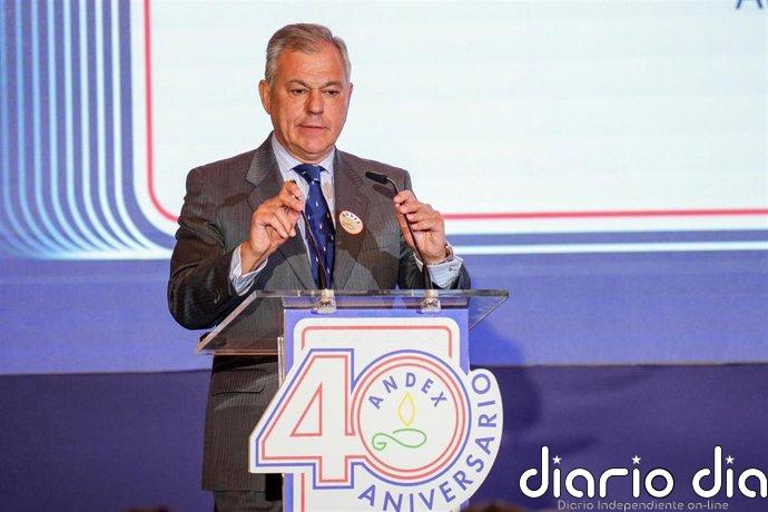 El alcalde de Sevilla celebra los 40 años de Andex destacando su compromiso con niños y familias frente al cáncer