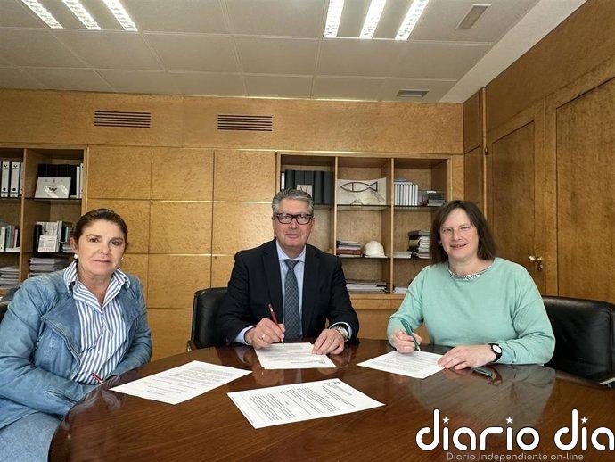 El Ayuntamiento de León y la Escuela de Idiomas plantarán 60 árboles en Puente Castro