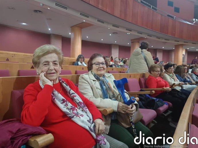 El Ayuntamiento de Mérida impulsa un estudio para mejorar la calidad de vida y atención de las personas mayores