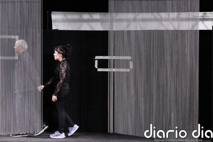 El CDN acoge la obra 'Utopía en llamas' contra la trata de mujeres y "los hombres que la hacen posible"