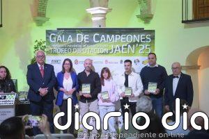 El Centro Cultural Baños Árabes de Jaén acoge la entrega de premios del Campeonato Provincial de Automovilismo 2025