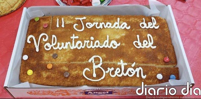 El Colegio Bretón aporta 358 kilos de comida para el Banco de Alimentos