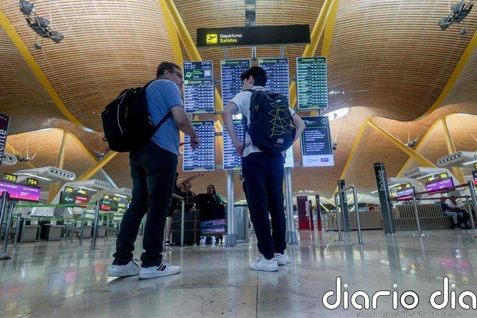 El conflicto en Oriente Medio paraliza conexiones de España con el Golfo: 32 vuelos programados por Aena