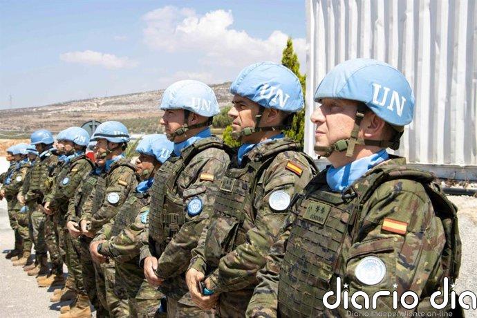 El Congreso debate el reconocimiento de la labor de las tropas españolas en el exterior, tras la salida de Irak