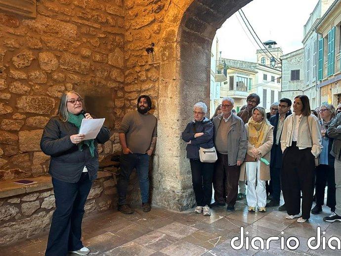 El Día de la Poesía da el pistoletazo al Año Blai Bonet con una exposición y una ruta literaria por Santanyí