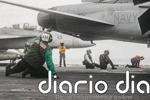 El Ejército de EEUU asegura que el portaaeronaves 'Abraham Lincoln' sigue operando pese al ataque iraní