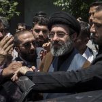 El Ejército y el jefe del aparato judicial iraníes felicitan al nuevo líder supremo, el ayatolá Mojtaba Jamenei