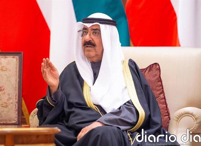 El emir de Kuwait condena el "brutal" ataque iraní contra su país