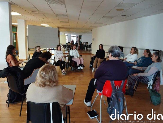 El empleo, clave para el empoderamiento de la mujer con discapacidad, según COCEMFE