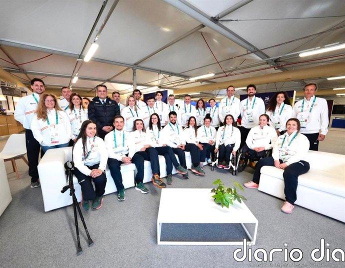 El Equipo Paralímpico Español recibe a la ministra Milagros Tolón en la Villa de Cortina d'Ampezzo