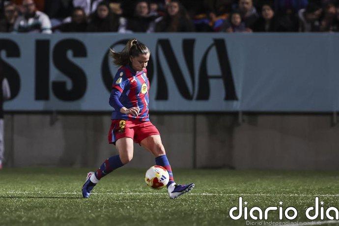 El FC Barcelona arrolla y el Real Madrid sufre en la Liga F Moeve antes de arrancar su carrusel de Clásicos