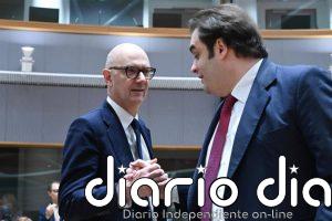 El G7 concluye sin acuerdo sobre liberar conjuntamente reservas de petróleo: "No estamos aún ahí"