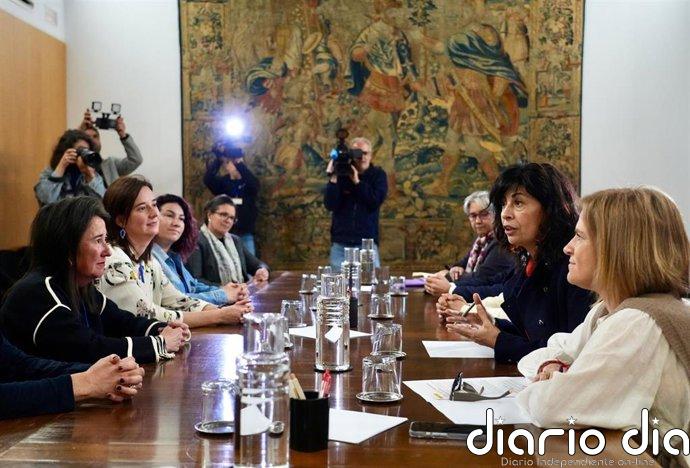 El Gobierno llevará a la Fiscalía el veto a las mujeres de la cofradía de Sagunto