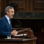 El Gobierno recauda 50 millones más en dos semanas con el IVA de los carburantes, según denuncia el PP