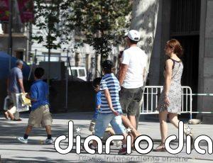 El Govern defiende sus "grandes esfuerzos" para apoyar a las familias numerosas y se abre a seguir adoptando medidas