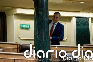 El Grupo Mixto del Congreso prevé tratar a Ortega Smith como a Ábalos, si le echa Vox: Ni intervenciones, ni portavocías