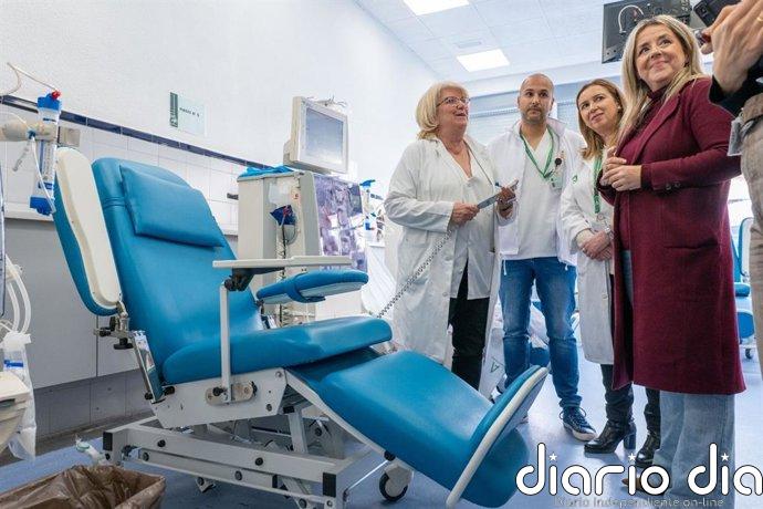 El Hospital Universitario de Jaén incorpora doce nuevos sillones para Hemodiálisis