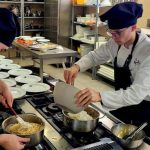 El Ifapa y escuelas de hostelería investigan el uso de productos lácteos andaluces en recetas de alta gastronomía