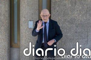 El juez del 'caso Montoro' pide más documentación al considerar que los bancos aportaron información "insuficiente"