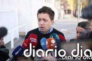 El juez suspende las declaraciones de Errejón y Mouliaá en la querella por presuntas calumnias y los cita el 24 de abril