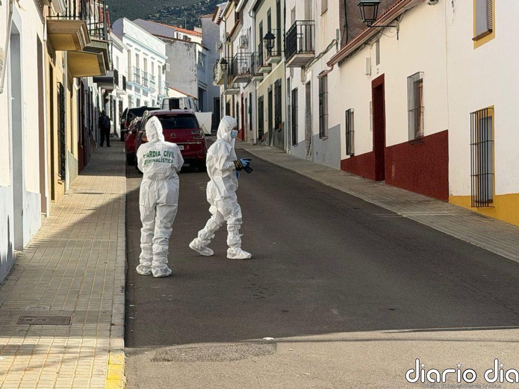 El marido de Francisca Cadenas ve un "fallo" de la Guardia Civil al inspeccionar la casa de los detenidos con poca luz