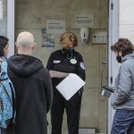 El paro baja en 1.102 personas en febrero en la Comunitat