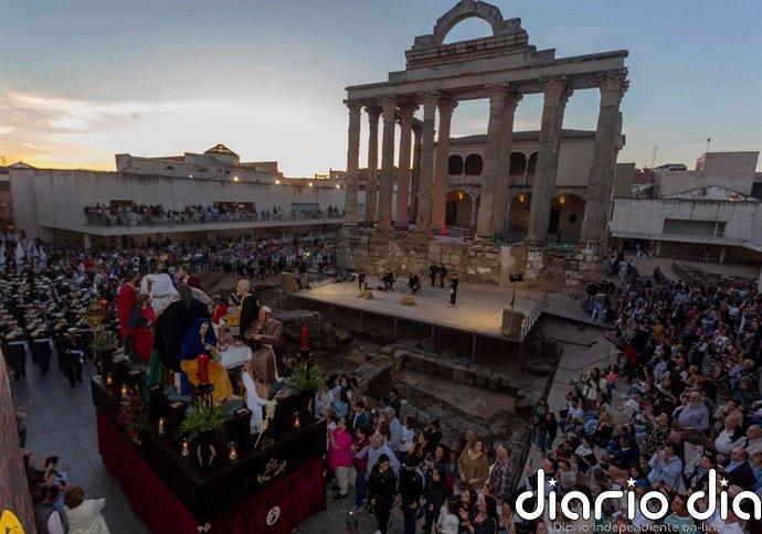 El piano de 'Monti' acompaña este Domingo de Ramos a la Sagrada Cena de Mérida en el Templo de Diana
