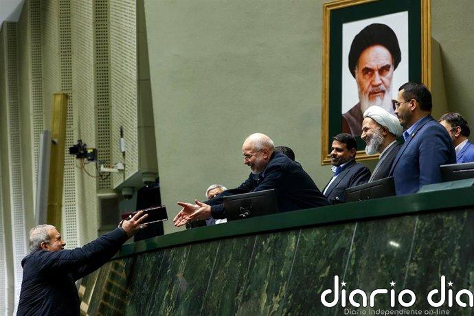 El presidente del Parlamento iraní ve en los acercamientos de EEUU una tapadera para una invasión por tierra