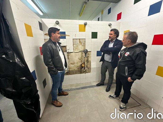 El PSOE critica "operaciones privatizadoras" de Chueca, mientras abandona instalaciones deportivas municipales