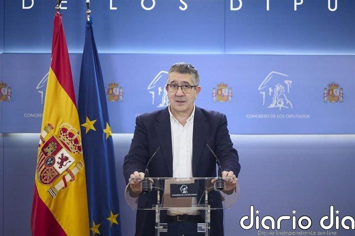El PSOE critica que Feijóo pida retrasar la votación del decreto anticrisis y dice que la "pelota está en su tejado"