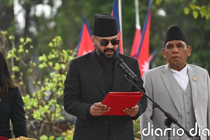 El rapero Balendra Shah jura el cargo como nuevo primer ministro de Nepal, el más joven de la historia