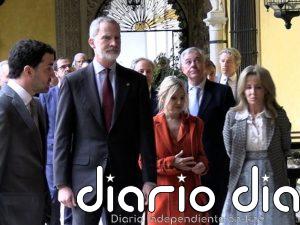 El rey Felipe, por primera vez en el Palacio de Dueñas, inaugura la exposición 'Cayetana. Grande de España'