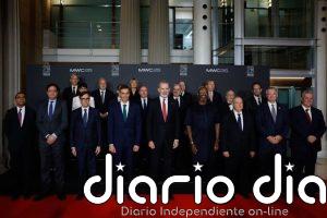 El Rey llega a la cena oficial del MWC 2026